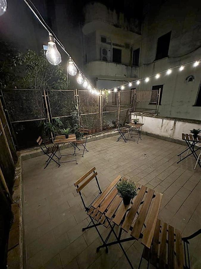 Hall Inn B&B In Chiostro 那不勒斯 外观 照片