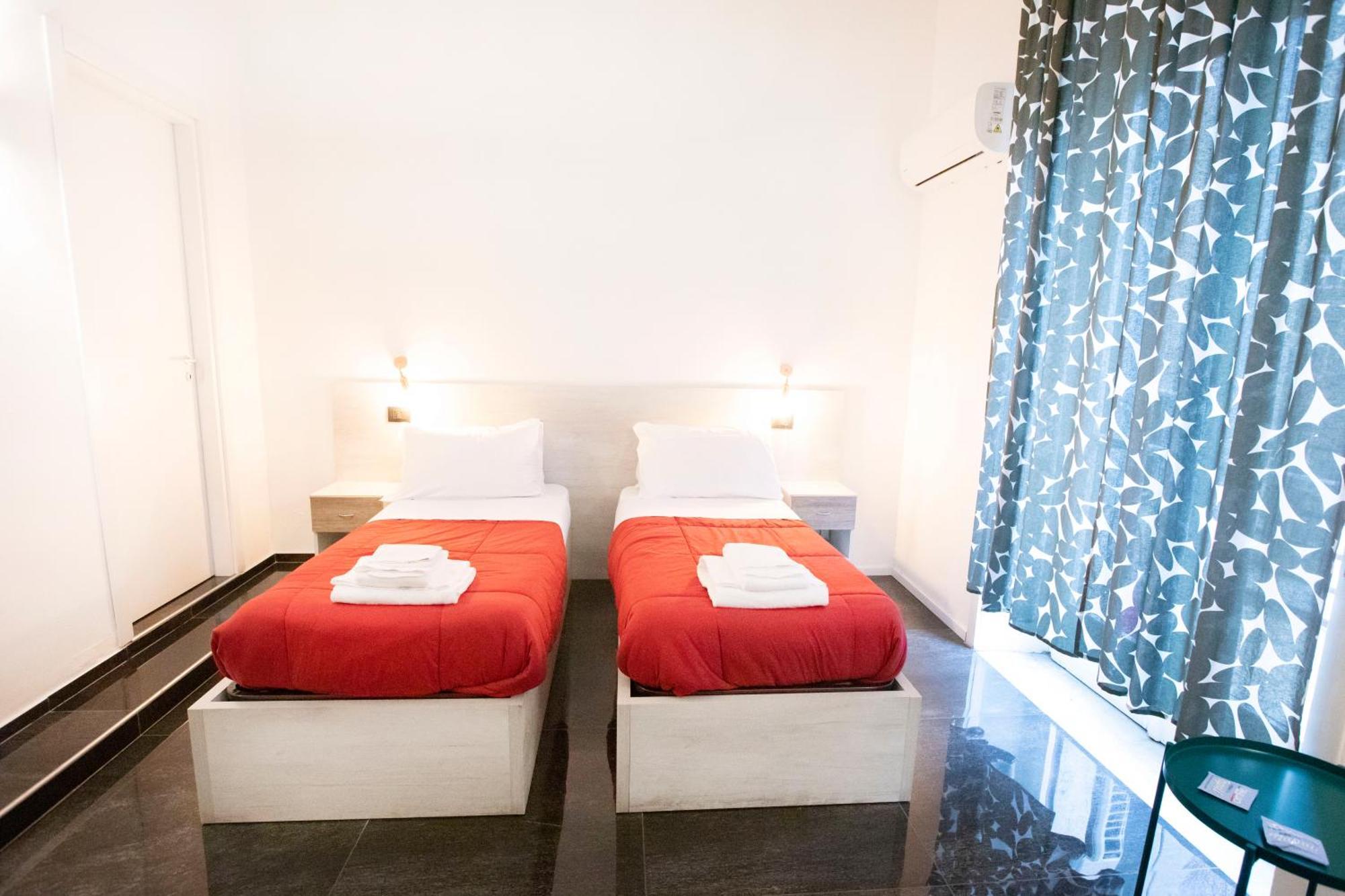 Hall Inn B&B In Chiostro 那不勒斯 外观 照片