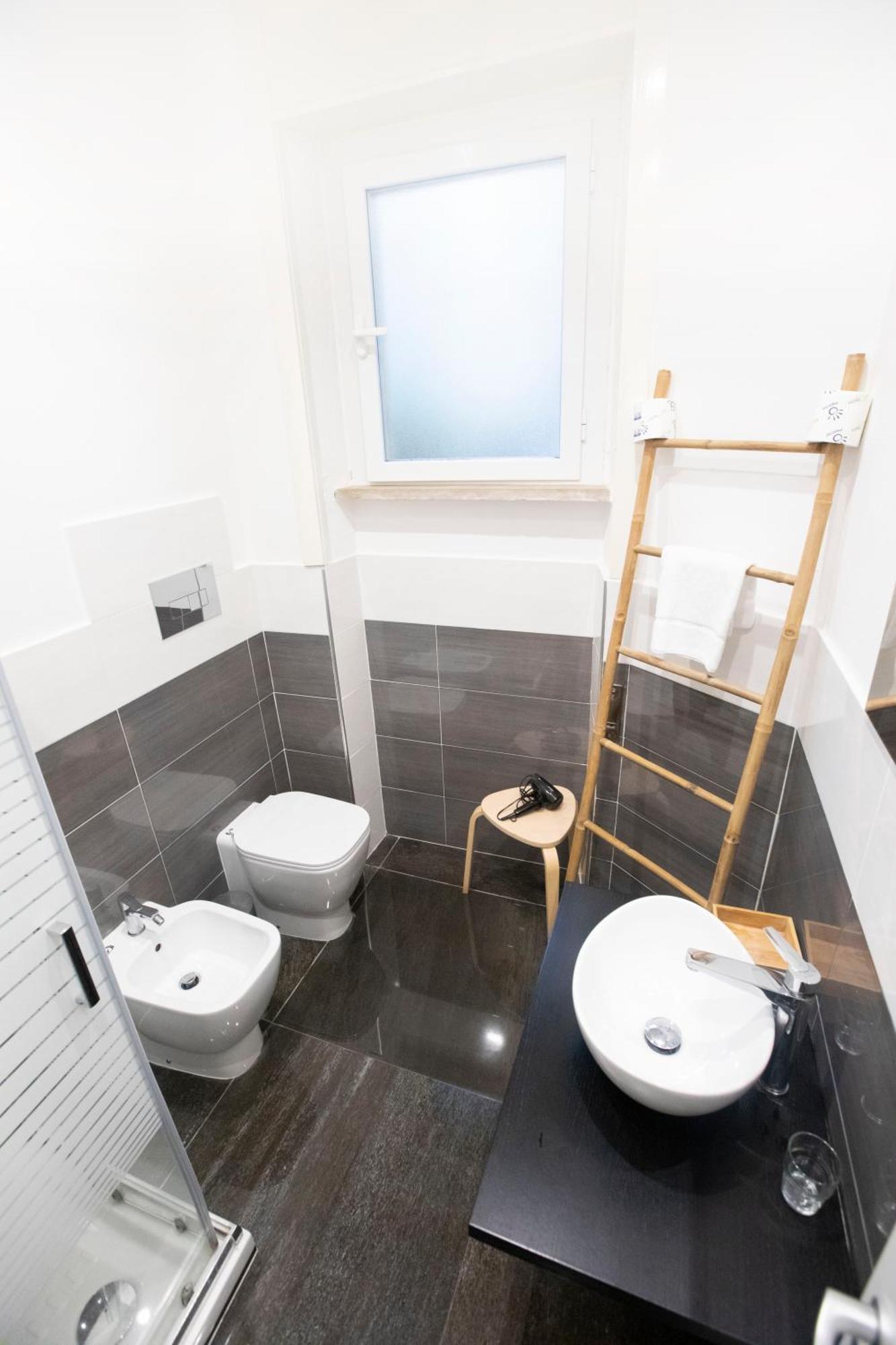 Hall Inn B&B In Chiostro 那不勒斯 外观 照片