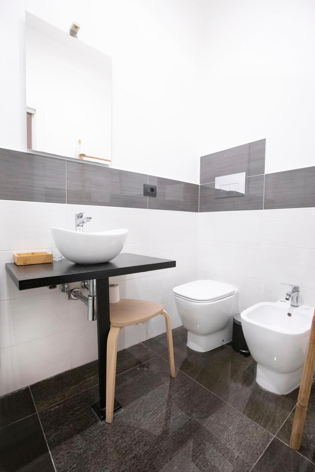 Hall Inn B&B In Chiostro 那不勒斯 外观 照片